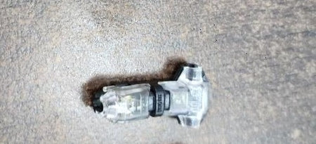Conector rapid cu blocare in T pentru un fir