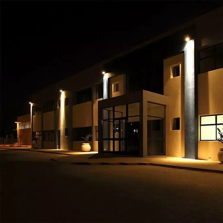Reflector LED SMD 200W 17600lm 6400K alb rece IP65 negru V-tac SKU-6734